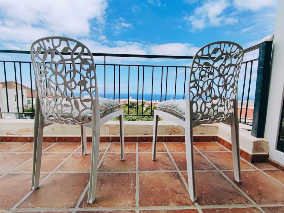 Private Pool 'Villa Vibe Tenerife' Sunset & Ocean View Chayofa Exterior photo