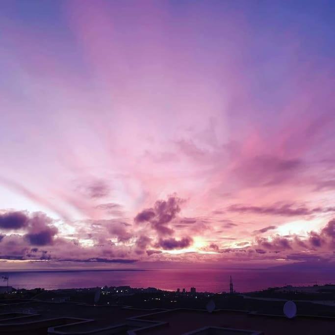 Private Pool 'Villa Vibe Tenerife' Sunset & Ocean View Chayofa Exterior photo